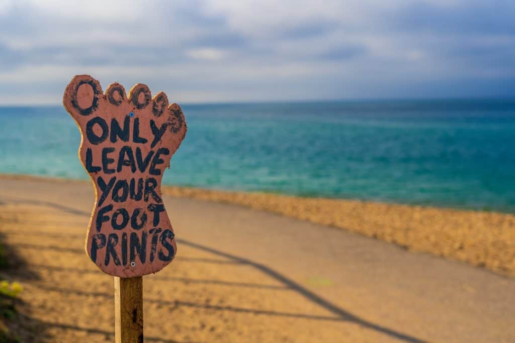 Schild am Strand von Bournemouth